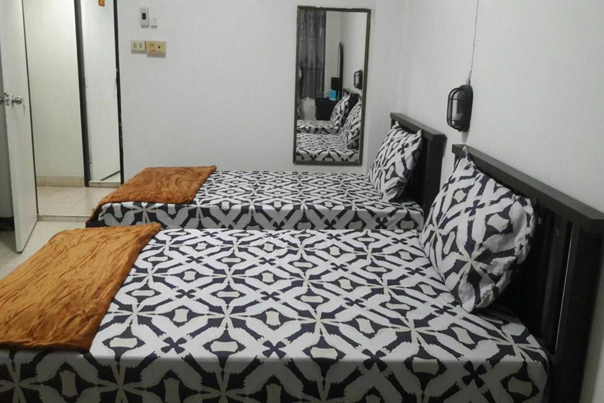 Md Rose Apartment Bangkok Exterior photo